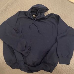 Gildan Dryblend pullover. New size XL